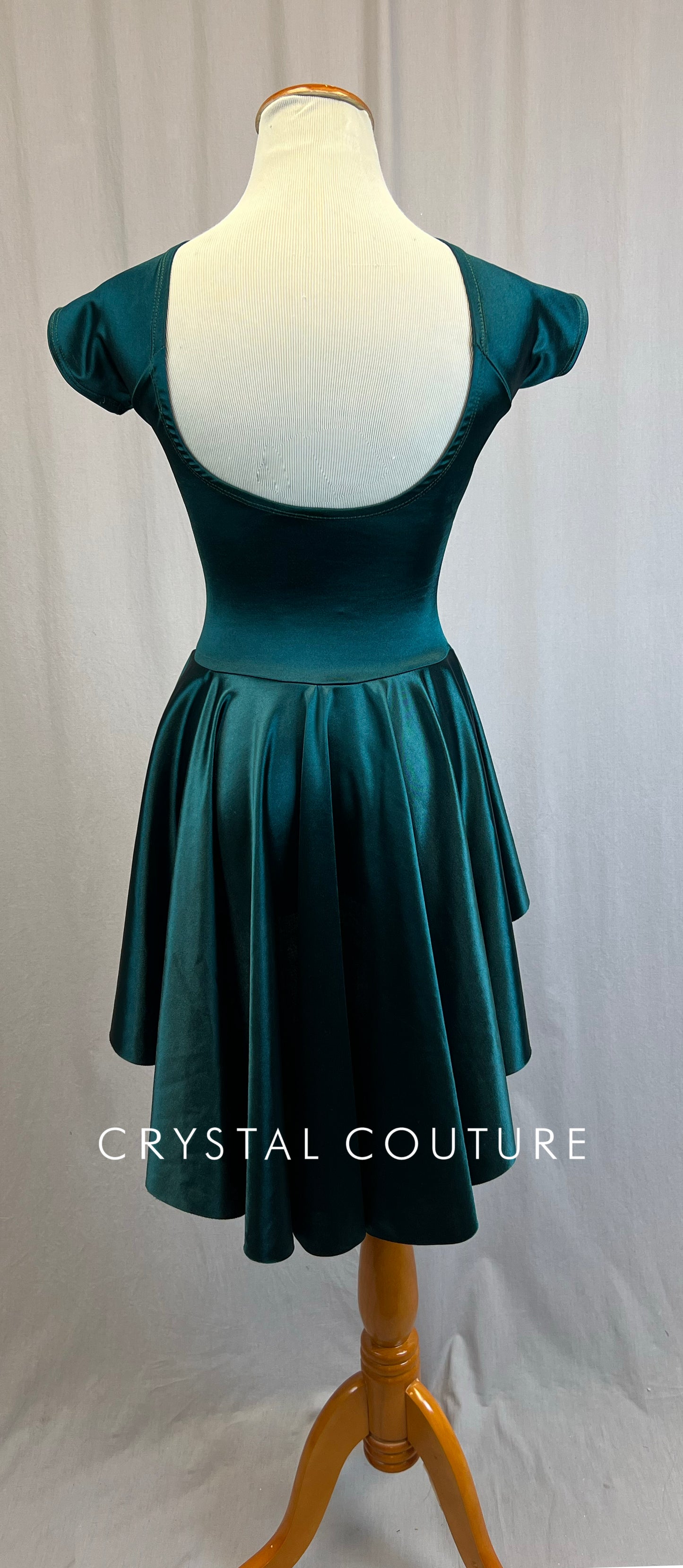 *Brand New* Emerald Green Satin Cap Sleeve Dress