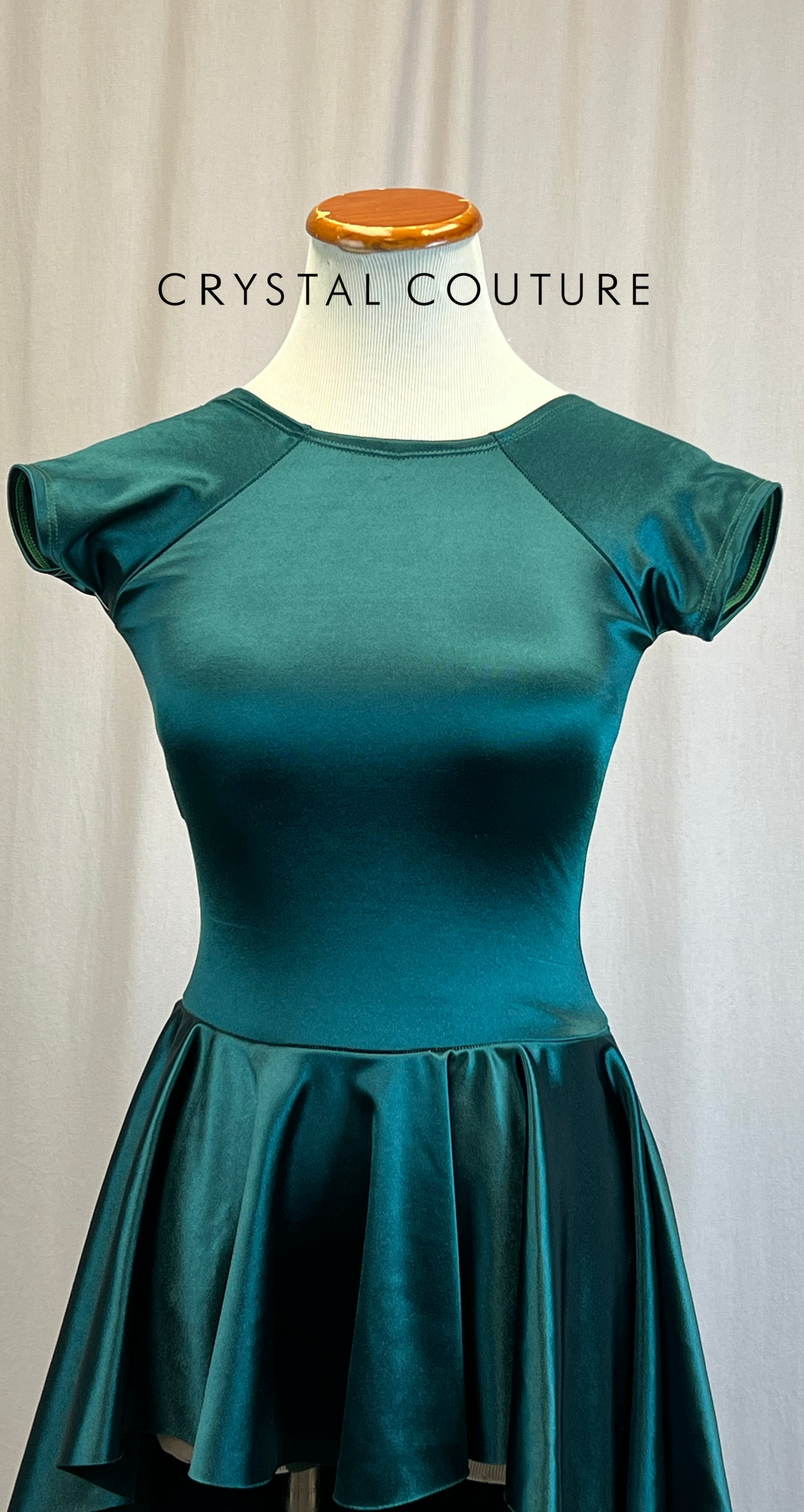 *Brand New* Emerald Green Satin Cap Sleeve Dress