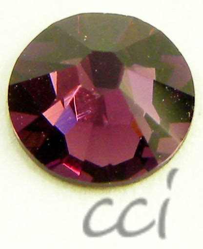 SWAROVSKI 2058 Rhinestone Amethyst